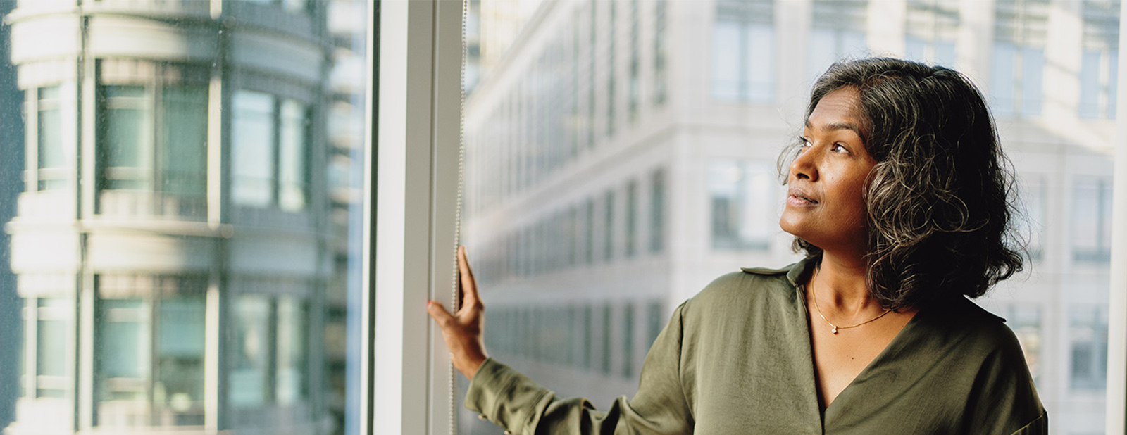 What economic factors impact venture debt financing?